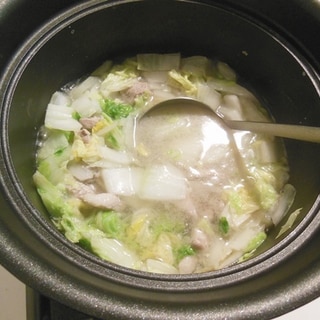 豚肉と白菜の創味シャンタン塩鍋